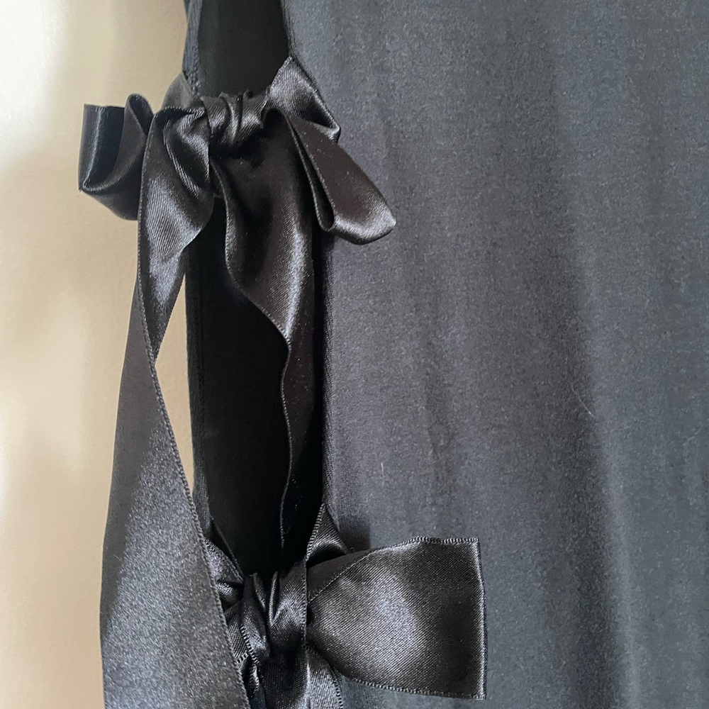 SKIMS Cloud Bow Midi Dress - Picture 5 of 9